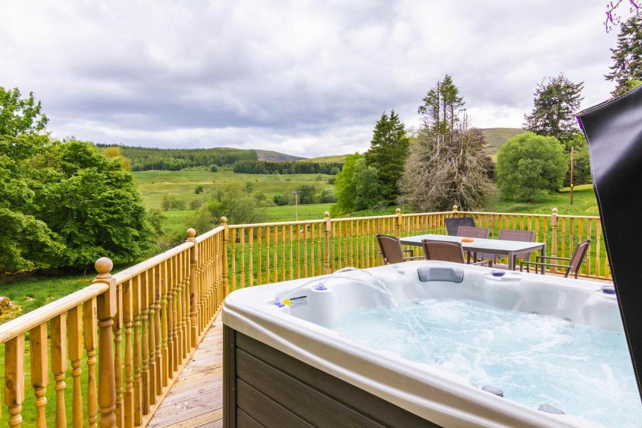 فيلا Dalnaglar Castle Estate Glenshee المظهر الخارجي الصورة